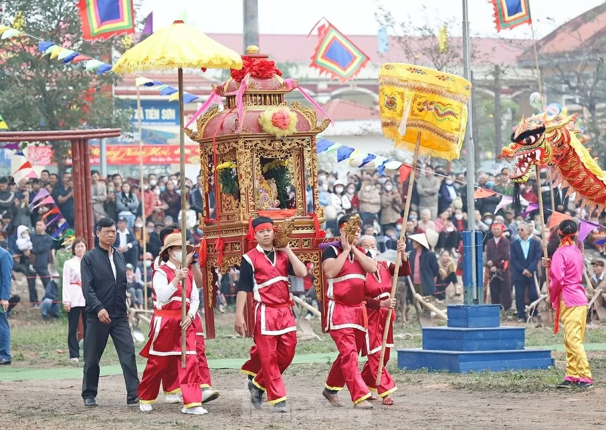 Top 10 lễ hội văn hoá lớn ở miền Bắc du khách không nên bỏ lỡ