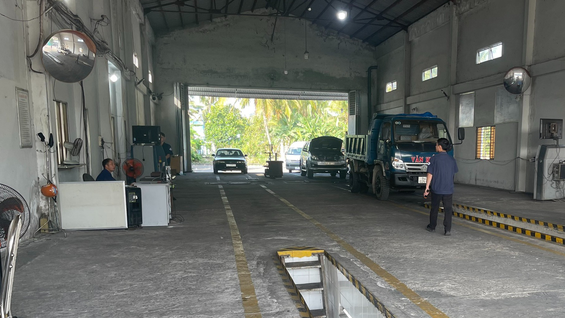 Đăng kiểm ở Cà Mau, Bạc Liêu có bị ùn ứ sau Tết?- Ảnh 2. Đăng kiểm ở Cà Mau, Bạc Liêu có bị ùn ứ sau Tết?- Ảnh 2.