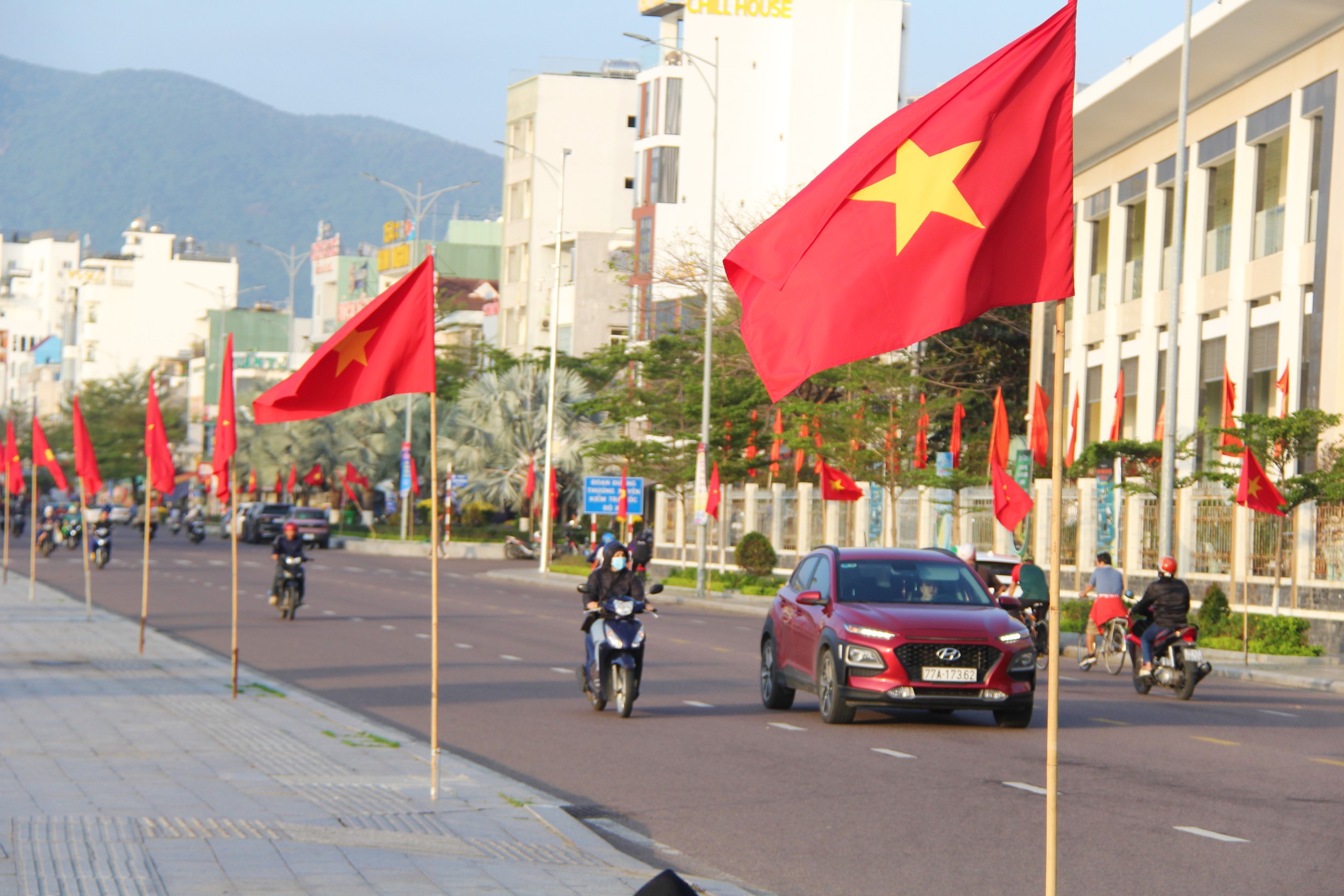 Khánh thành “Đường cờ Tổ quốc” tuyến đường ven biển nội thành đẹp nhất Bình Định- Ảnh 12.