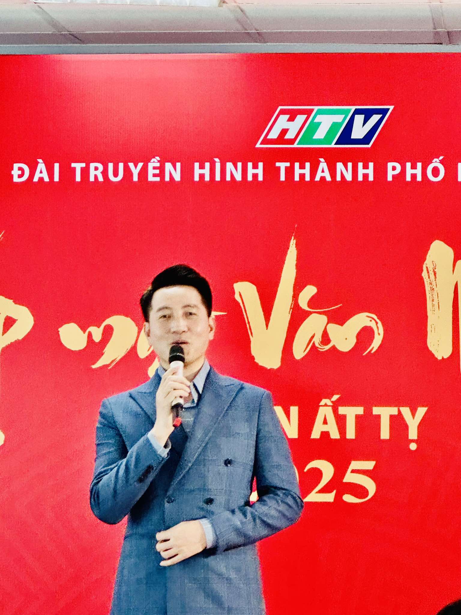 NSND Kim Cương, Bạch Tuyết, Thanh Nam chúc mừng thành tựu của HTV- Ảnh 4.