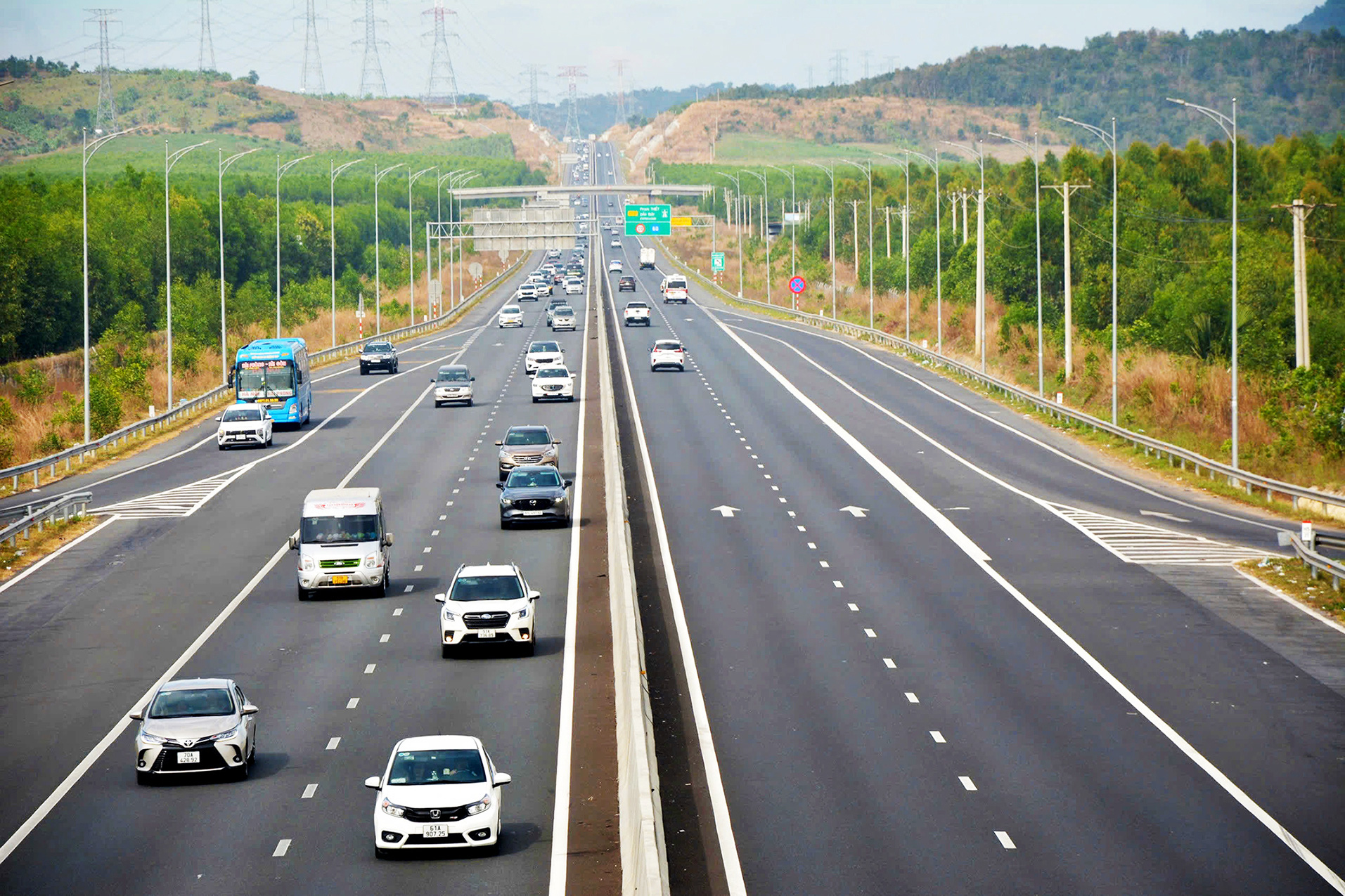 Mở đường cao tốc lên đại ngàn Tây Nguyên - Ảnh 4.