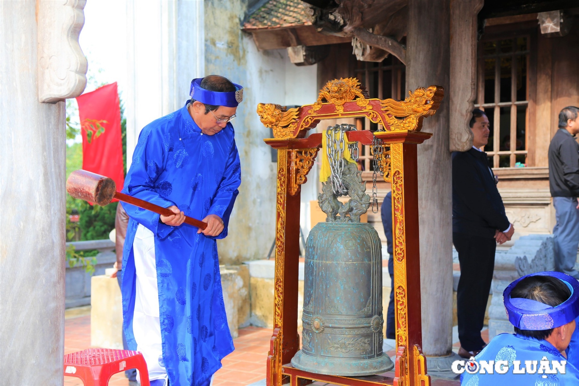 le gio vua mai hac de gin giu truyen thong ton vinh lich su hinh 4