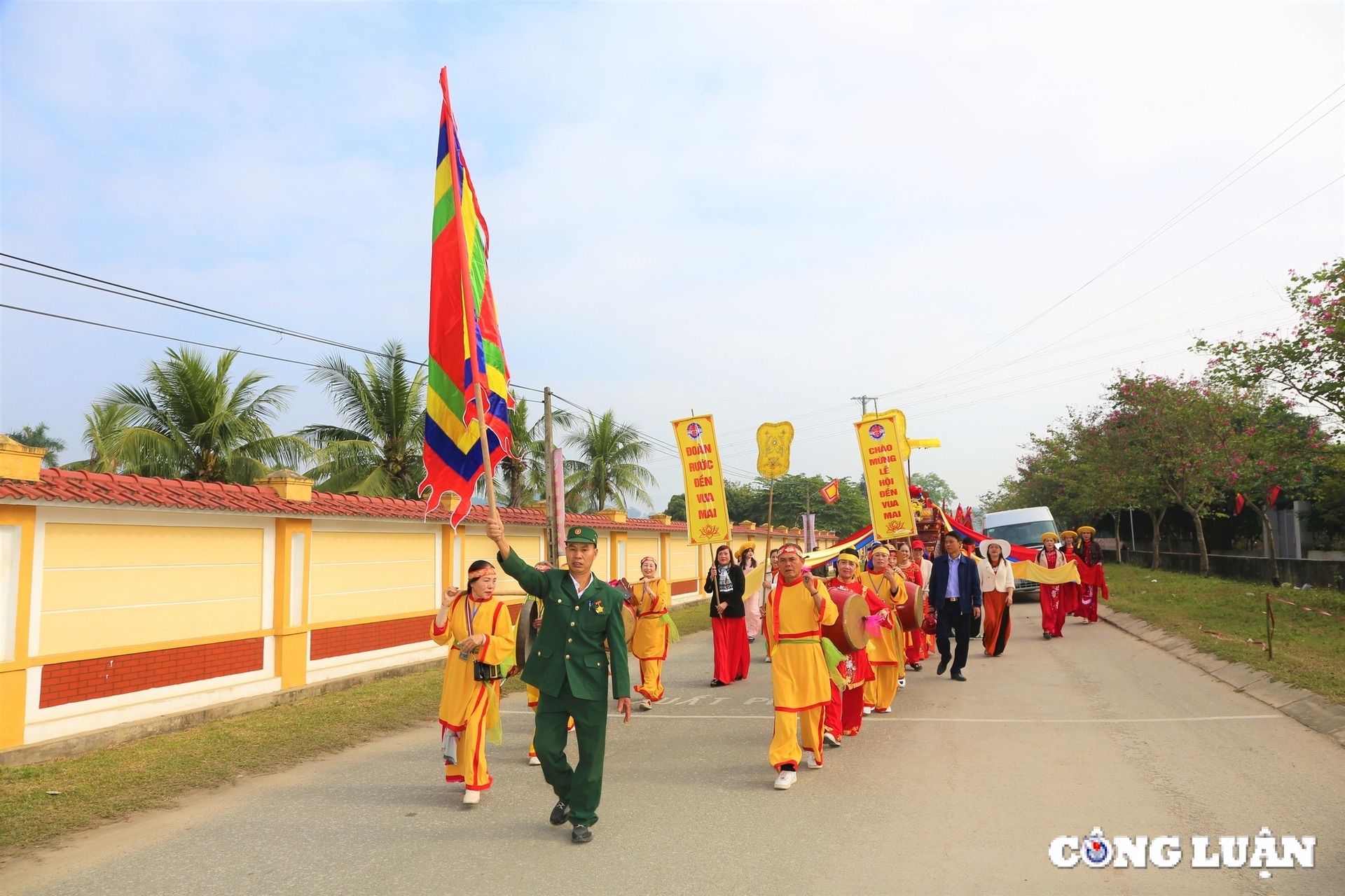 khai mac le hoi den vua mai 2025 tuong nho cong duc va phat huy gia tri van hoa truyen thong hinh 6