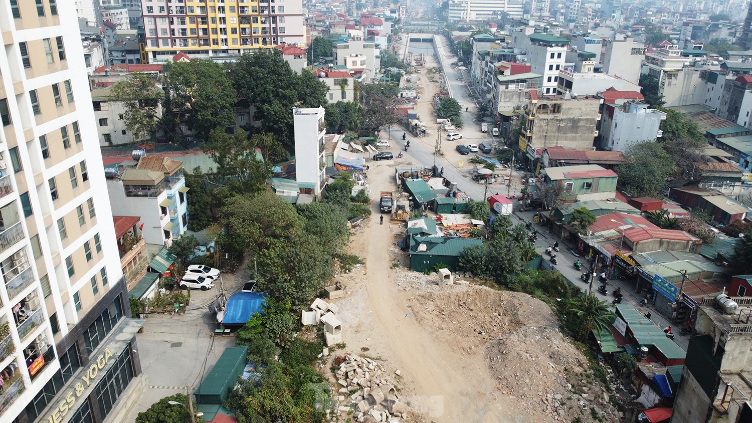 Hà Nội: Con đường nghìn tỉ dang dở, ngập rác và bụi mù mịt ảnh 9