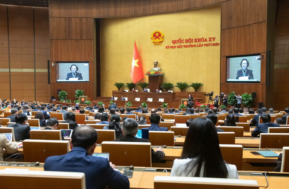 Quang cảnh phiên họp chiều 12/2 - Ảnh: Media.quochoi.vn