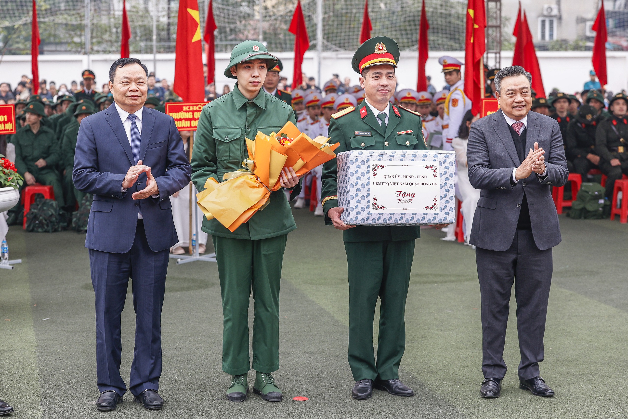 'Hoàn thành nghĩa vụ quân sự sẽ về nhà cưới em'- Ảnh 2.