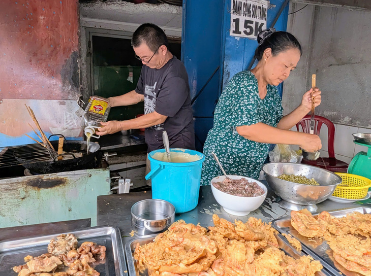 Đến quán bánh cống Đại Tâm thưởng thức hương vị Miền Tây giữa lòng Sài Gòn - Ảnh 5.