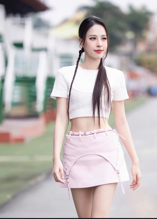 Chào hè với những bản phối cùng crop top cực chất- Ảnh 7.