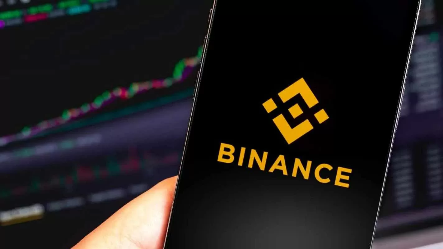 Công ty Binance đối mặt với 4 cáo buộc trốn thuế tại Nigeria, bao gồm không nộp thuế giá trị gia tăng, thuế thu nhập doanh nghiệp, không nộp tờ khai thuế và tiếp tay cho khách hàng trốn thuế thông qua nền tảng của họ. Công ty cũng bị cơ quan chống tham nhũng Nigeria cáo buộc tội rửa tiền. 