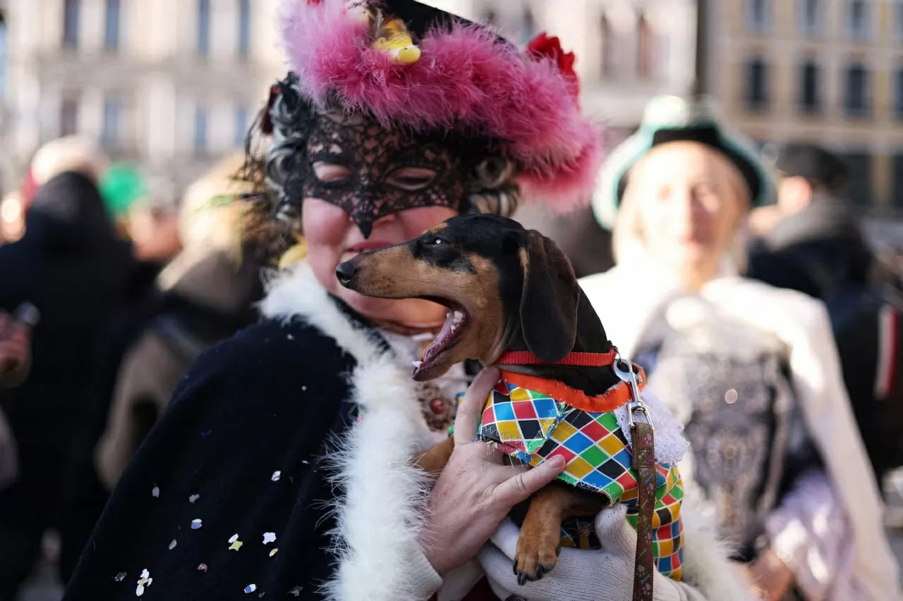 Italy: Rực rỡ lễ hội Carnival ở Venice