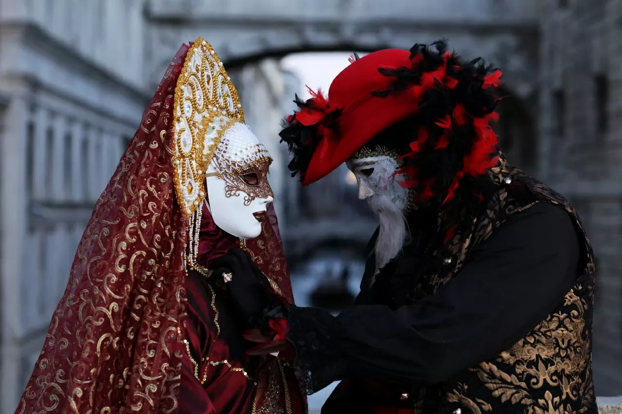 Italy: Rực rỡ lễ hội Carnival ở Venice