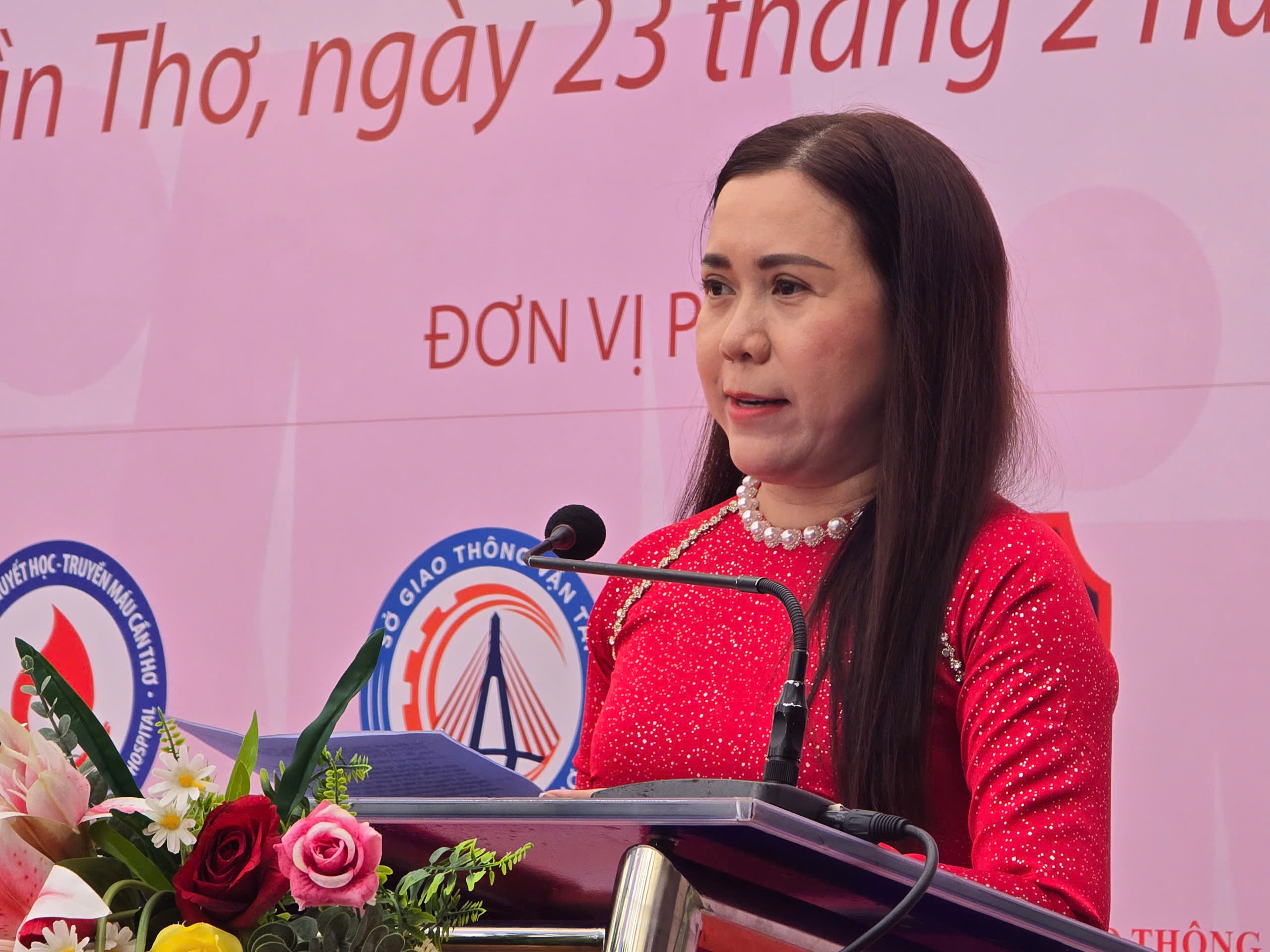 Báo Giao thông phối hợp tổ chức Ngày hội hiến máu tình nguyện 2025 tại Cần Thơ- Ảnh 3.