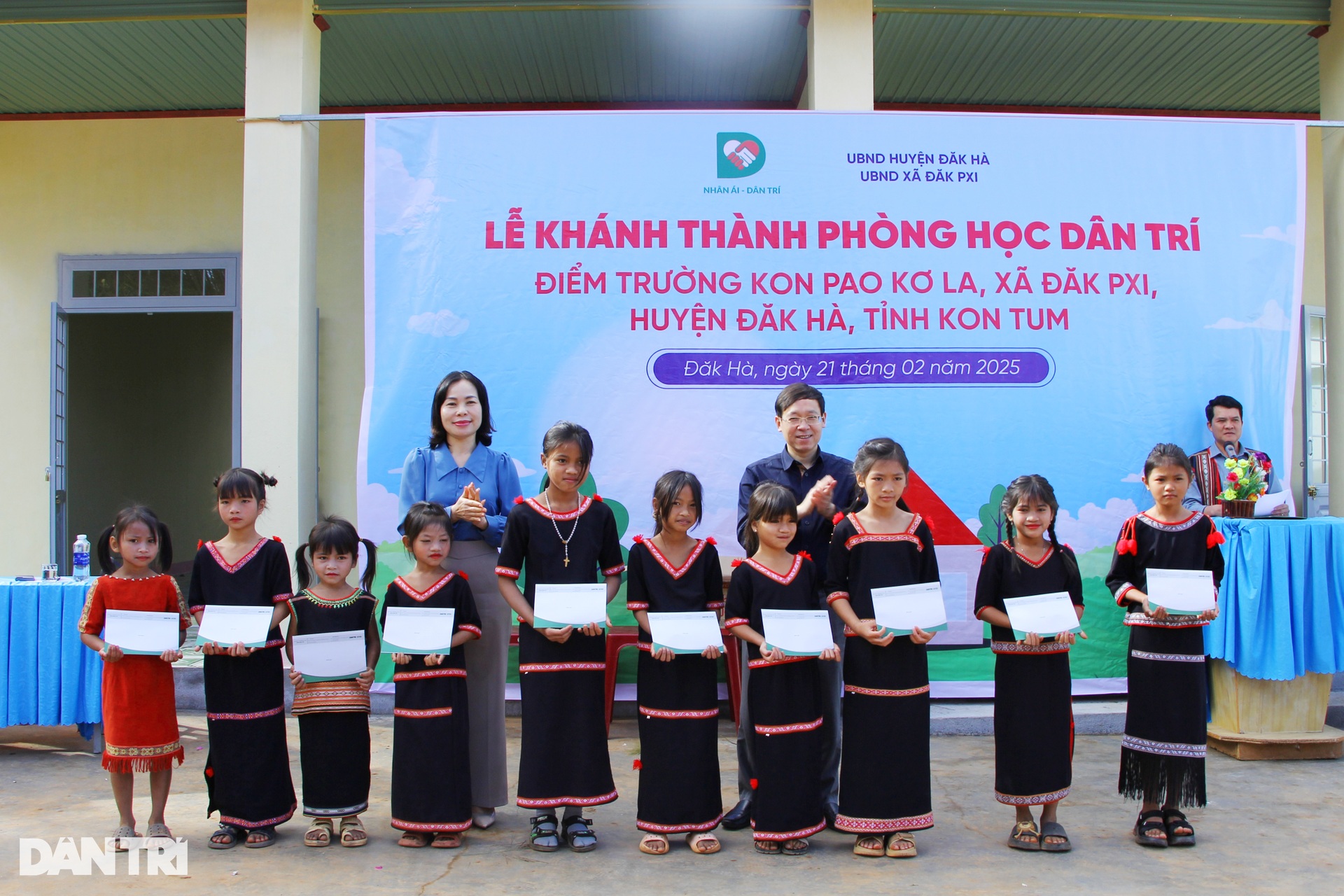 Khánh thành 2 phòng học Dân trí ở vùng khó tỉnh Kon Tum - 6