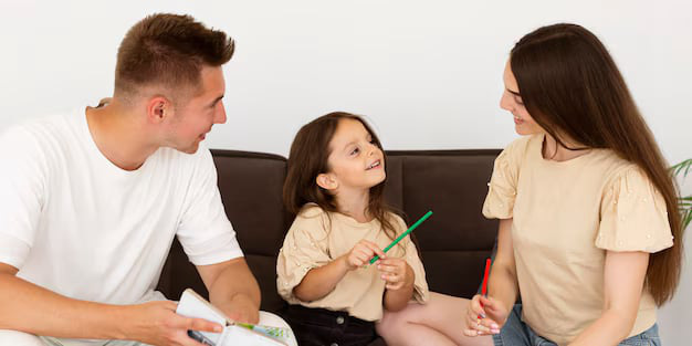 5 cụm từ nhà tâm lý trẻ em mong cha mẹ và ông bà ngừng nói - Ảnh 1. 5 cụm từ nhà tâm lý trẻ em mong cha mẹ và ông bà ngừng nói - Ảnh 1.