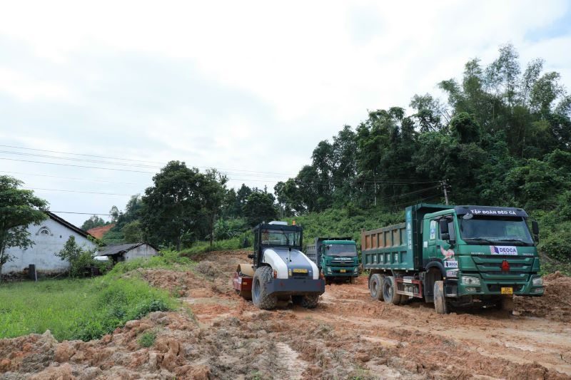 Thi công Dự án cao tốc Đồng Đăng - Trà Lĩnh.