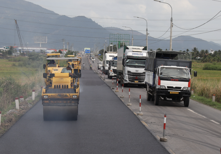 Bộ GTVT phản hồi kiến nghị đầu tư tuyến tránh QL1 qua Khánh Hòa- Ảnh 1.