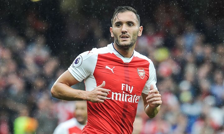 Lucas Perez từng khoác áo Arsenal.