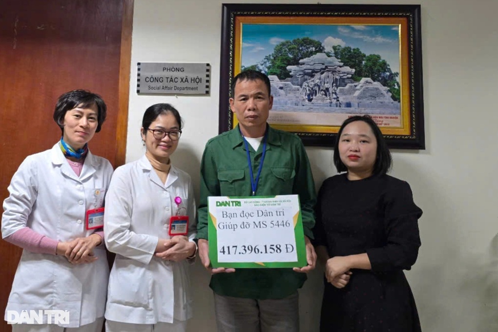 Chàng sĩ quan mắc bệnh hiểm nghèo được ủng hộ gần 2 tỷ đồng - 1 Chàng sĩ quan mắc bệnh hiểm nghèo được ủng hộ gần 2 tỷ đồng - 1