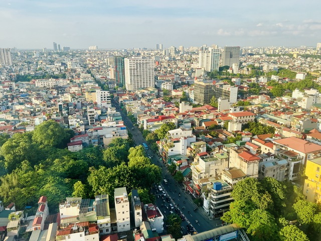 hai cuc doi lap cua thi truong bat dong san ha noi dai cat tim nha o xa hoi hinh 1