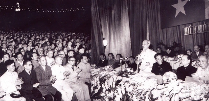  Ngày 5/1/1960, tại Thủ đô Hà Nội, Chủ tịch Hồ Chí Minh phát biểu tại Lễ kỷ niệm 30 năm thành lập Đảng Cộng sản Việt Nam (3/2/1930 - 3/2/1960). Ảnh tư liệu TTXVN