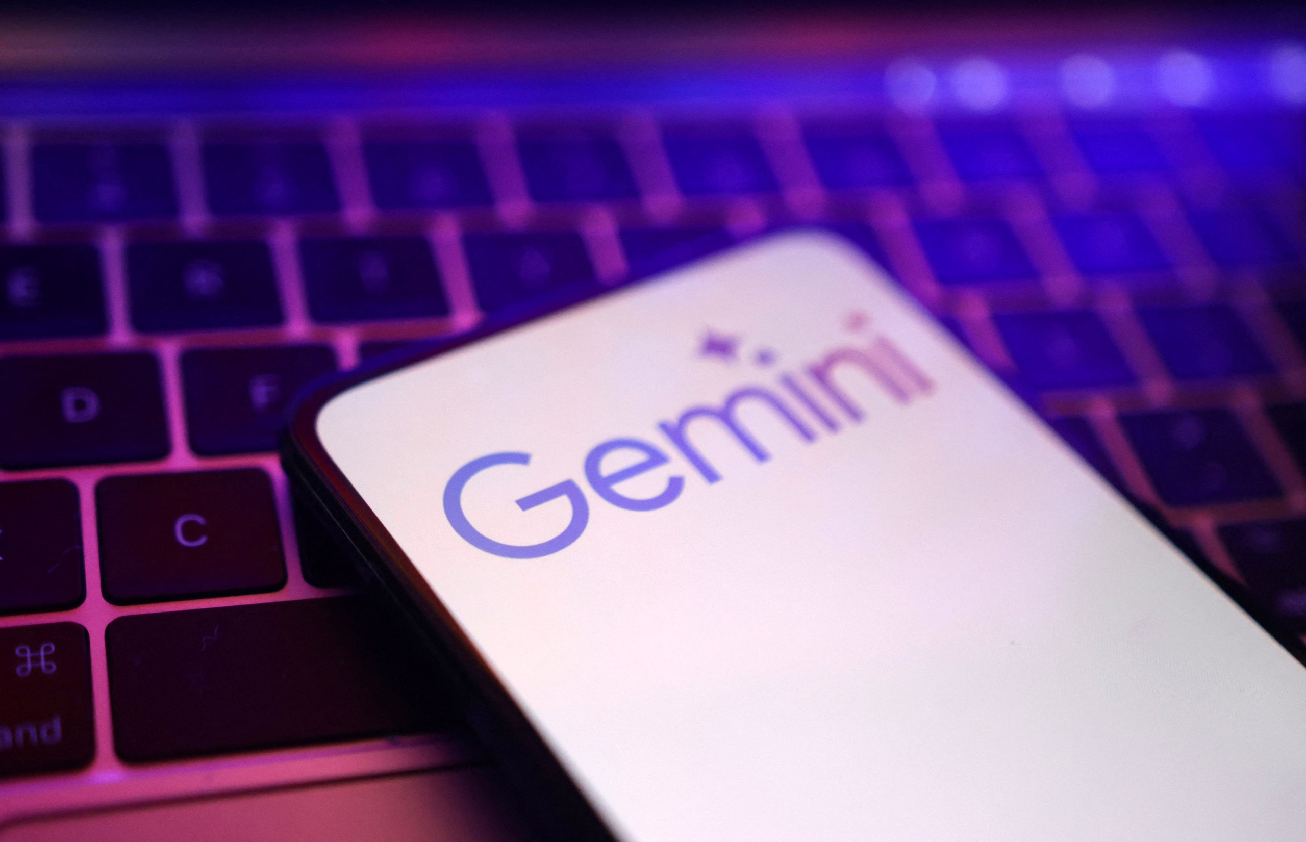 Google miễn phí Gemini 2.5 Pro cho tất cả người dùng - Ảnh 1.