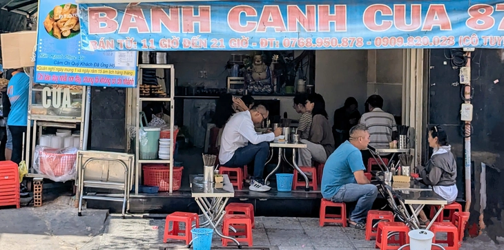 Quán bánh canh cua có gì mà chủ quán than trời vì bị nhiều nơi sao chép thương hiệu? - Ảnh 3.