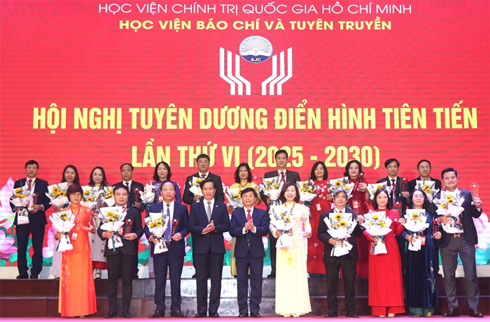 Học viện Báo chí và Tuyên truyền: Phát huy sức mạnh tập thể, hướng tới kỷ nguyên mới    -0