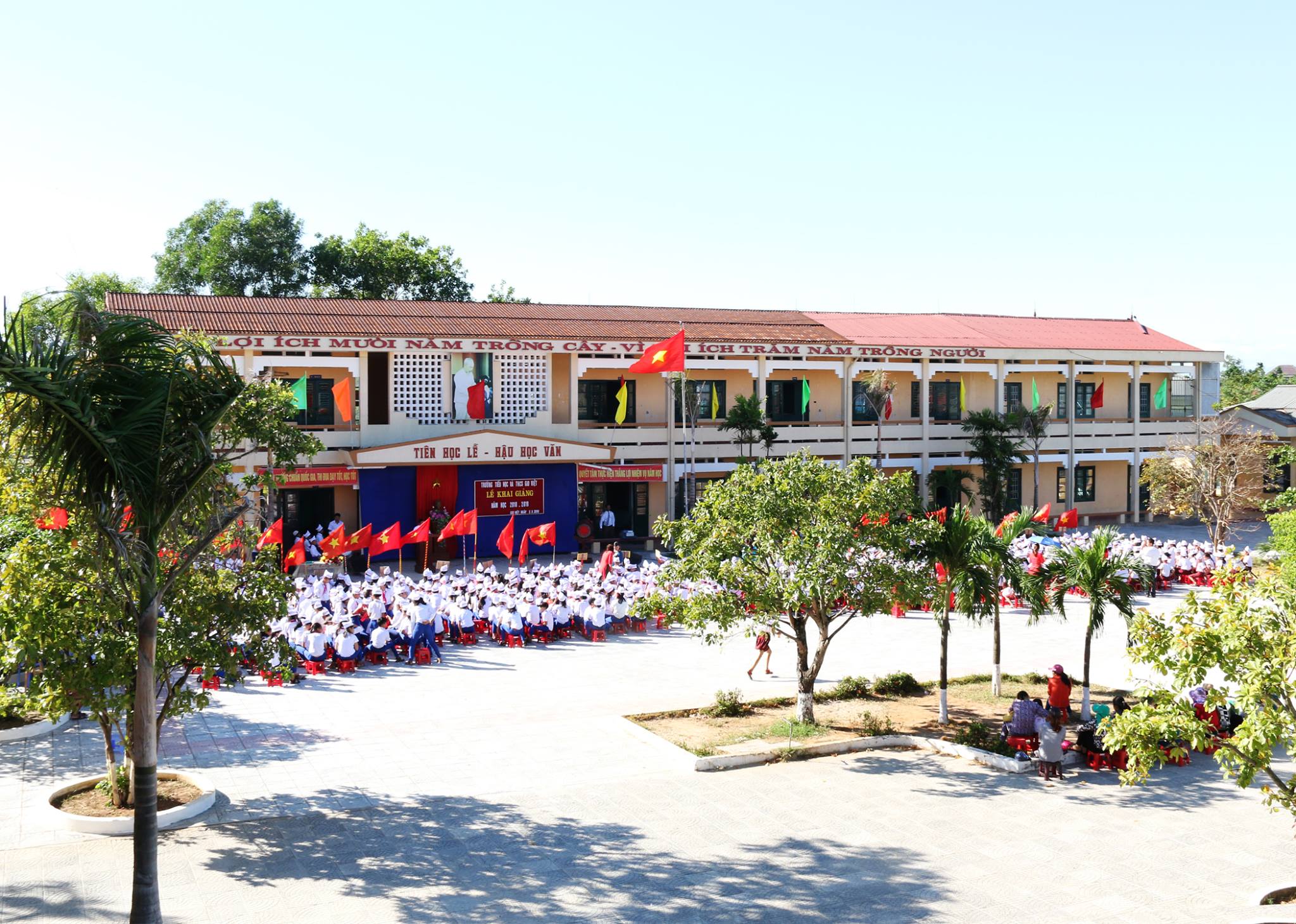 Quảng Trị: Không có chuyện ‘dàn dựng bắt cóc học sinh’ trước cổng trường- Ảnh 1. Quảng Trị: Không có chuyện ‘dàn dựng bắt cóc học sinh’ trước cổng trường- Ảnh 1.