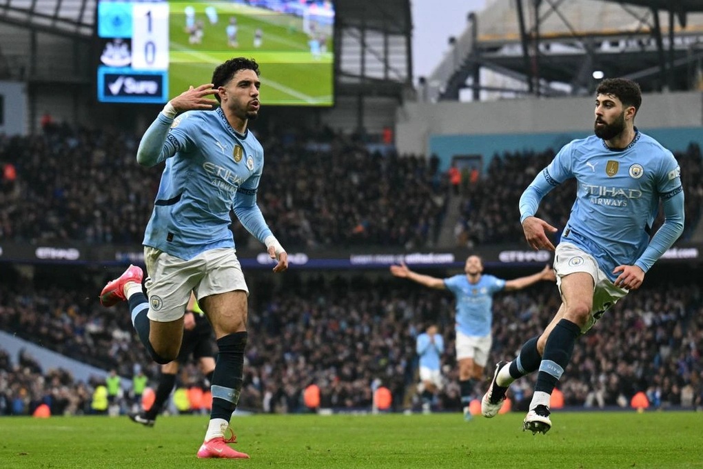 Marmoush lập hat-trick, Man City thắng tưng bừng trước Newcastle - 1 Marmoush lập hat-trick, Man City thắng tưng bừng trước Newcastle - 1