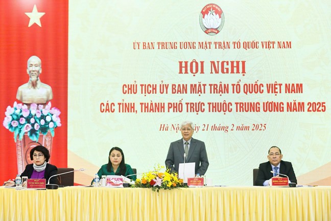 Chủ trì Hội nghị Chủ tịch Ủy ban Mặt trận Tổ quốc Việt Nam các tỉnh, thành phố trực thuộc T.Ư