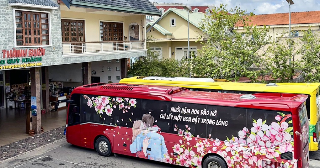 Nhà xe Thành Bưởi đón khách lẻ tuyến TPHCM - Đà Lạt - 1 Nhà xe Thành Bưởi đón khách lẻ tuyến TPHCM - Đà Lạt - 1