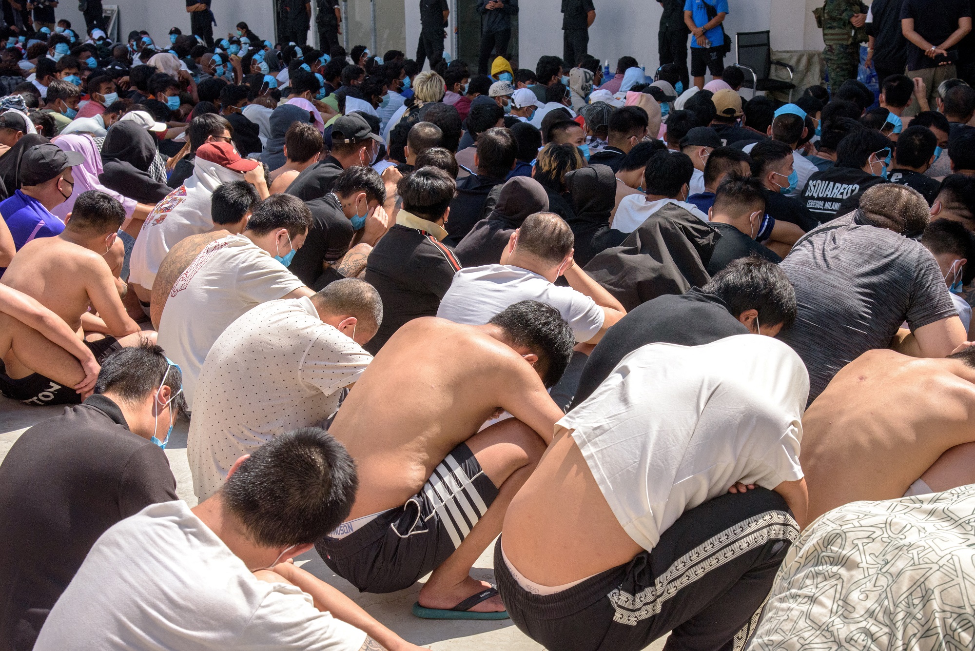 Hơn 7.000 người nước ngoài được giải cứu khỏi các trung tâm lừa đảo ở Myanmar - Ảnh 1.