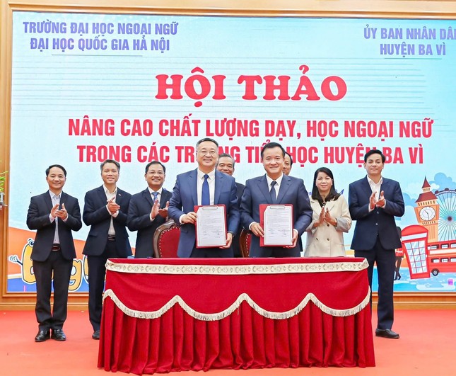 Hà Nội: Nỗ lực thu hẹp khoảng cách về dạy học ngoại ngữ ảnh 1