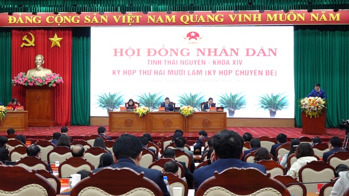 Kỳ họp thứ 25 (kỳ họp chuyên đề) HĐND tỉnh Thái Nguyên khóa XIV, nhiệm kỳ 2021-2026. Ảnh: Quang Linh.