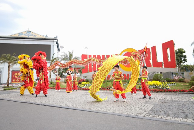 Sun World Ha Long hút khách những ngày đầu xuân Ất Tỵ - Ảnh 1. Sun World Ha Long hút khách những ngày đầu xuân Ất Tỵ - Ảnh 1.