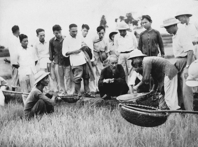 Vận dụng tư tưởng Hồ Chí Minh về đức Liêm và Chính trong phòng, chống tham nhũng, tiêu cực hiện nay - Ảnh 1.