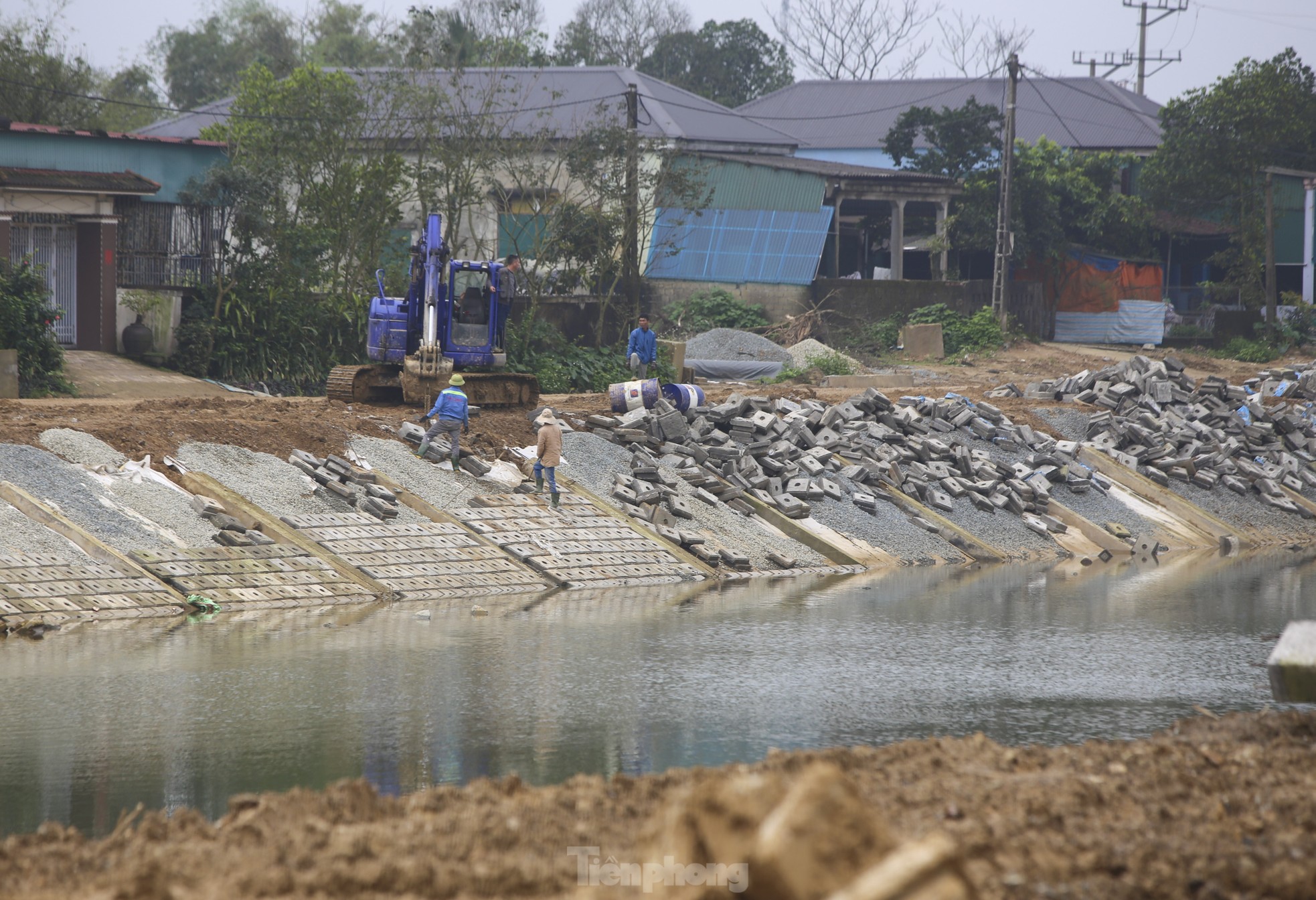 Kè sông hơn 200 tỷ đồng thay đổi diện mạo đô thị phía Nam Hà Tĩnh ảnh 5