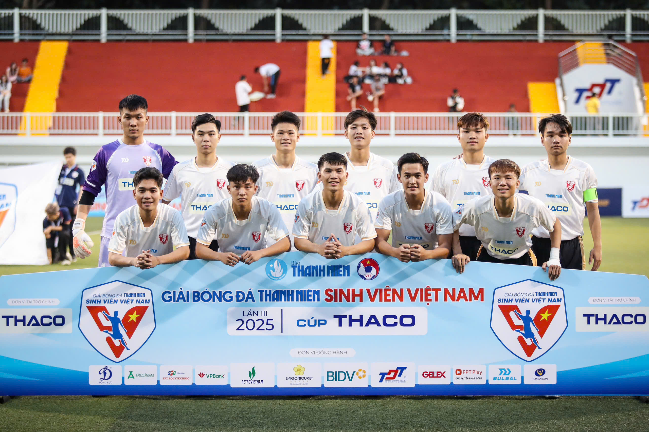 Cựu vô địch tái xuất ấn tượng ở sân chơi toàn quốc- Ảnh 3. Cựu vô địch tái xuất ấn tượng ở sân chơi toàn quốc- Ảnh 3.