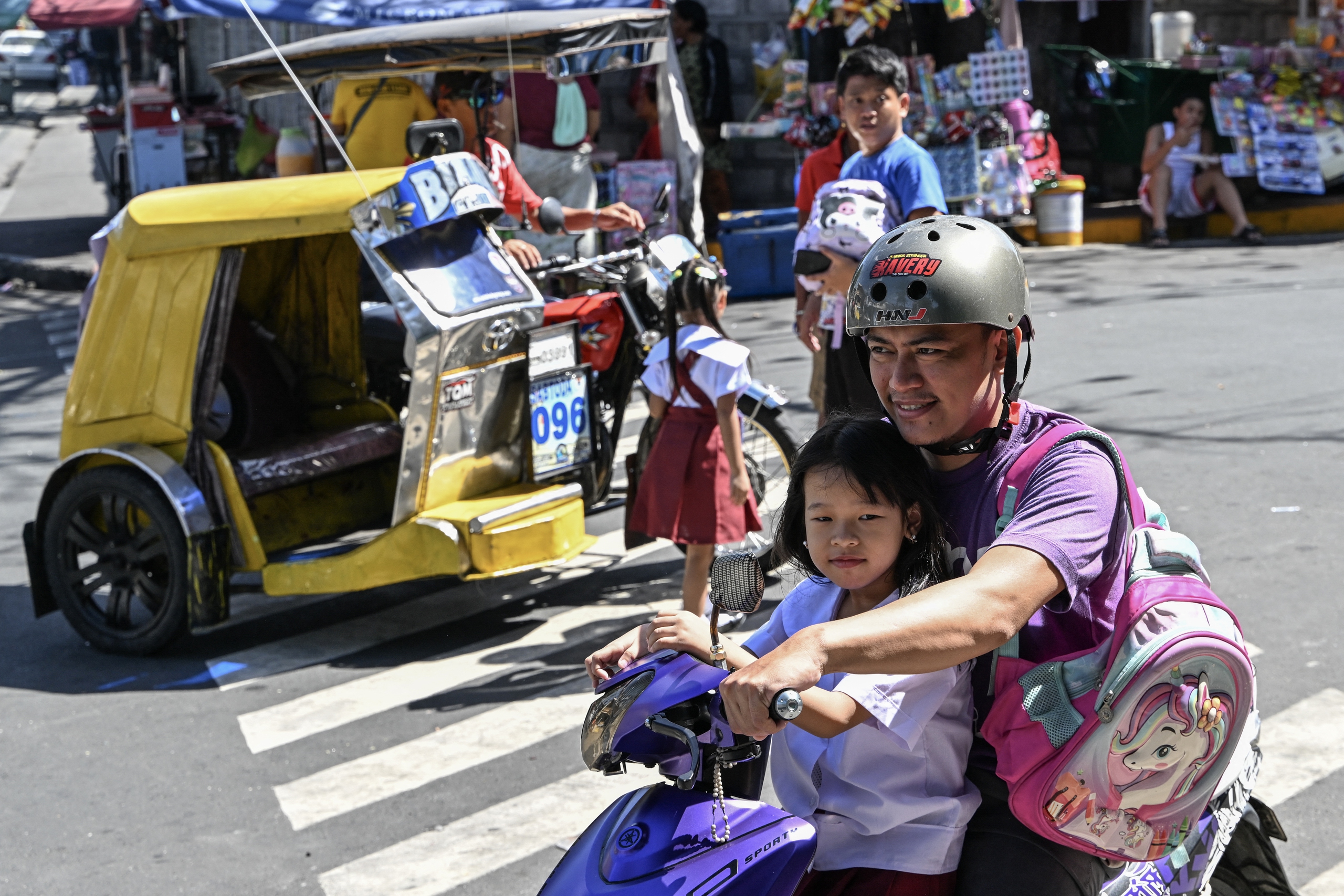 Các trường học ở một nửa thủ đô Philippines đóng cửa vì nắng nóng - Ảnh 3.