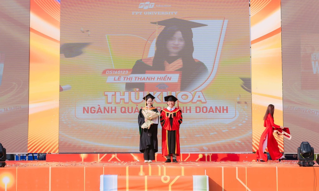 900 suất học bổng trao cho học sinh THPT tài năng ở các địa phương khó khăn - 3 900 suất học bổng trao cho học sinh THPT tài năng ở các địa phương khó khăn - 3