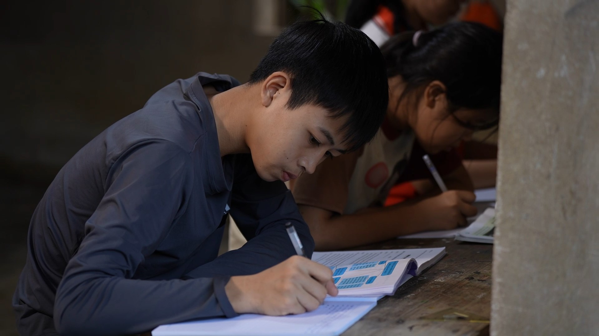 Những em nhỏ mồ côi, có hoàn cảnh khó khăn, nhưng vẫn luôn nỗ lực học tập vươn lên chính là đối tượng mà chương trình hướng đến