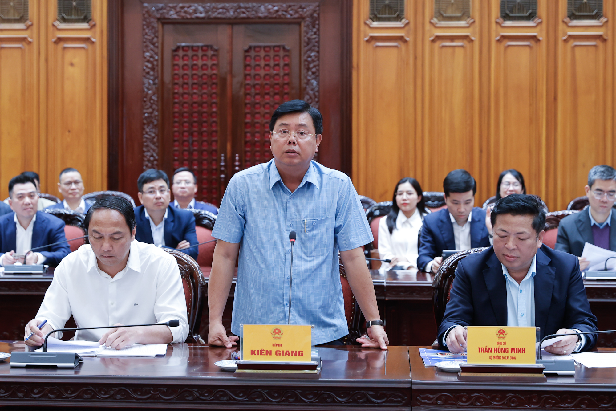 Thủ tướng: Đầu tư, nâng cấp hạ tầng giao thông tại Phú Quốc phục vụ APEC 2027- Ảnh 2. Thủ tướng: Đầu tư, nâng cấp hạ tầng giao thông tại Phú Quốc phục vụ APEC 2027- Ảnh 2.