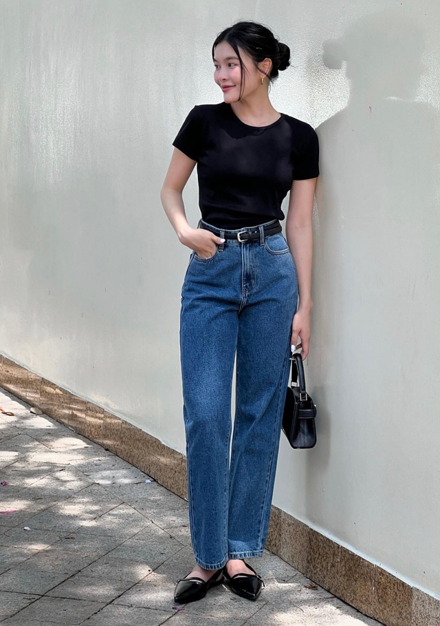 Đi tìm quần jeans hoàn hảo cho mọi vóc dáng: Bí quyết tôn dáng và thỏai mái - Ảnh 8. Đi tìm quần jeans hoàn hảo cho mọi vóc dáng: Bí quyết tôn dáng và thỏai mái - Ảnh 8.