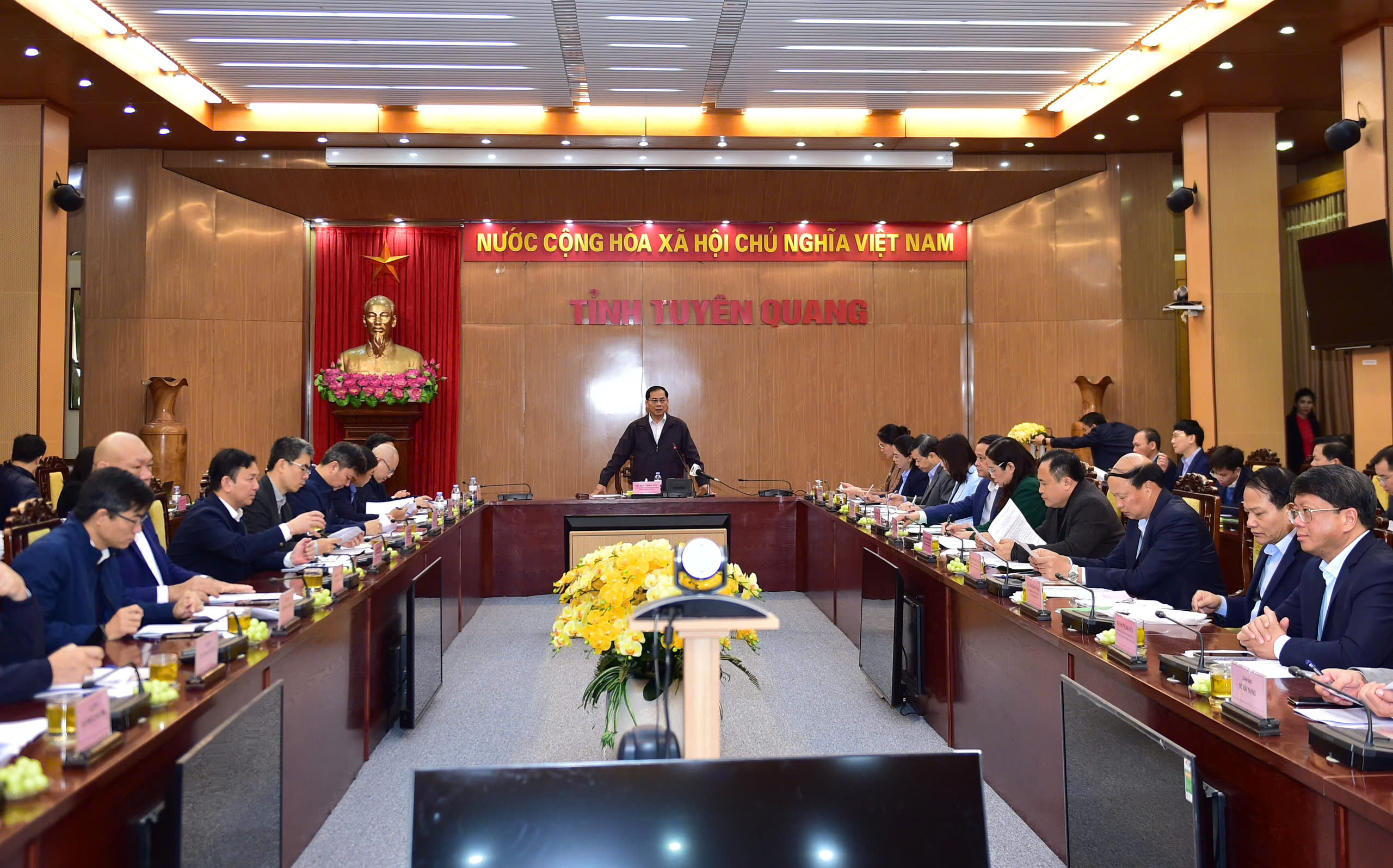 Phó thủ tướng Bùi Thanh Sơn: Phải bù lại tiến độ cao tốc Tuyên Quang - Hà Giang- Ảnh 4. Phó thủ tướng Bùi Thanh Sơn: Phải bù lại tiến độ cao tốc Tuyên Quang - Hà Giang- Ảnh 4.
