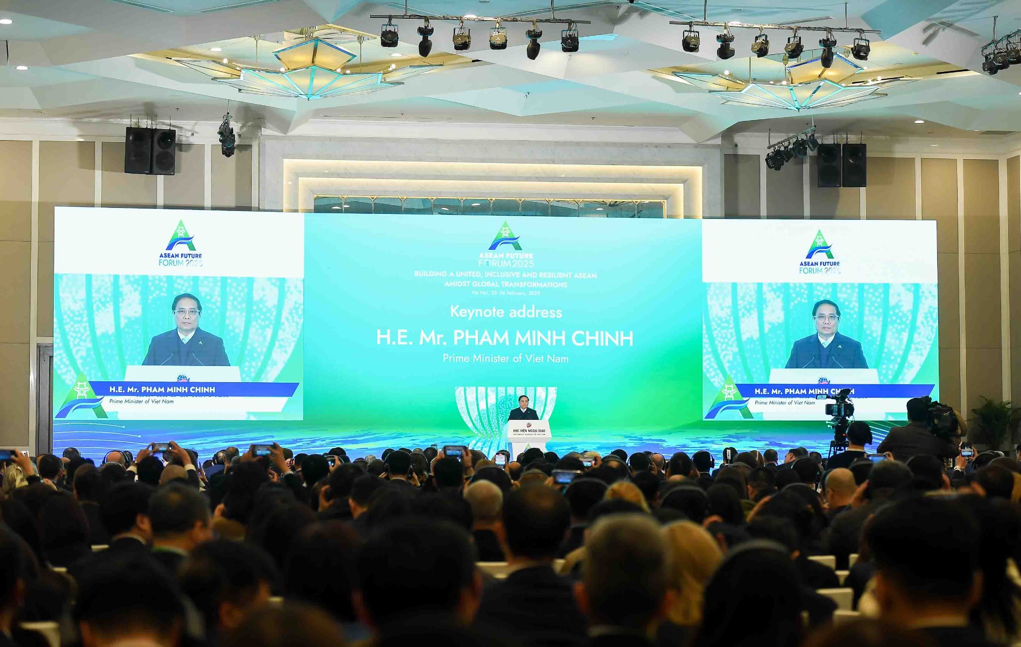 Thủ tướng nêu 3 ưu tiên chiến lược, 3 đột phá hành động để ASEAN bước vào kỷ nguyên mới- Ảnh 2. Thủ tướng nêu 3 ưu tiên chiến lược, 3 đột phá hành động để ASEAN bước vào kỷ nguyên mới- Ảnh 2.