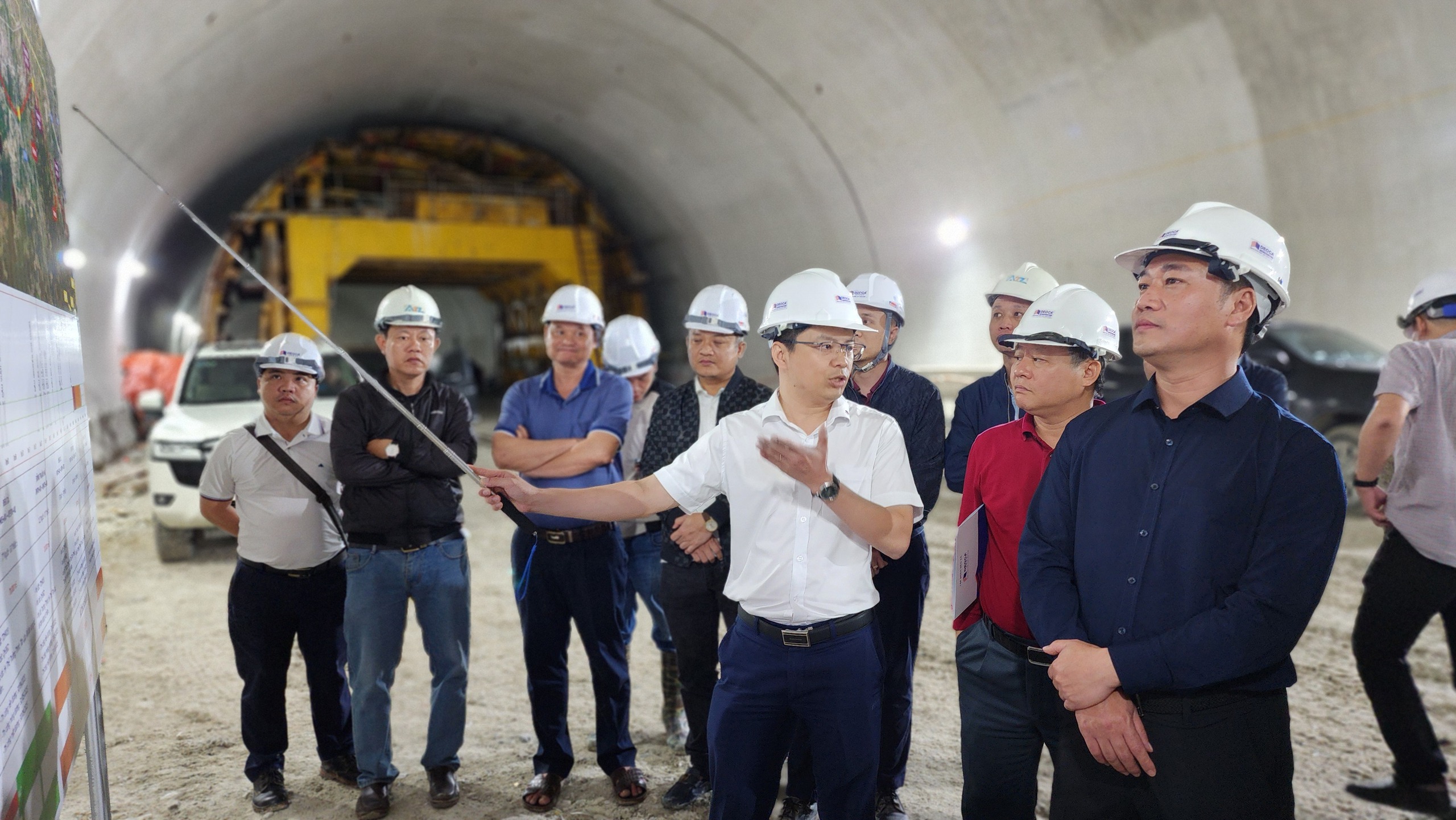 Thứ trưởng Nguyễn Việt Hùng: Nỗ lực cao nhất hoàn thành cao tốc Quảng Ngãi - Hoài Nhơn- Ảnh 4.