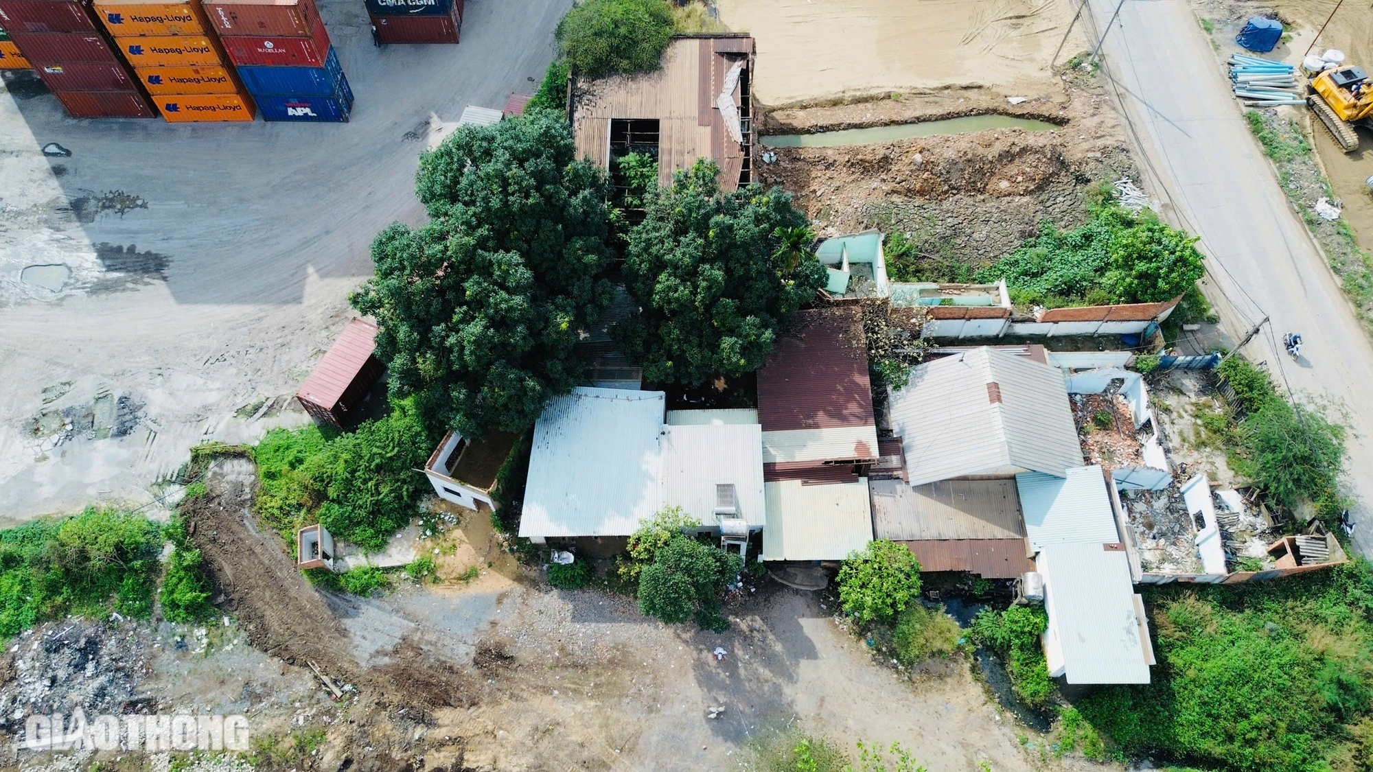 Phó thủ tướng: Tháo gỡ nhanh vướng mắc mặt bằng, nguồn vật liệu dự án Vành đai 3 TP.HCM- Ảnh 3. Phó thủ tướng: Tháo gỡ nhanh vướng mắc mặt bằng, nguồn vật liệu dự án Vành đai 3 TP.HCM- Ảnh 3.