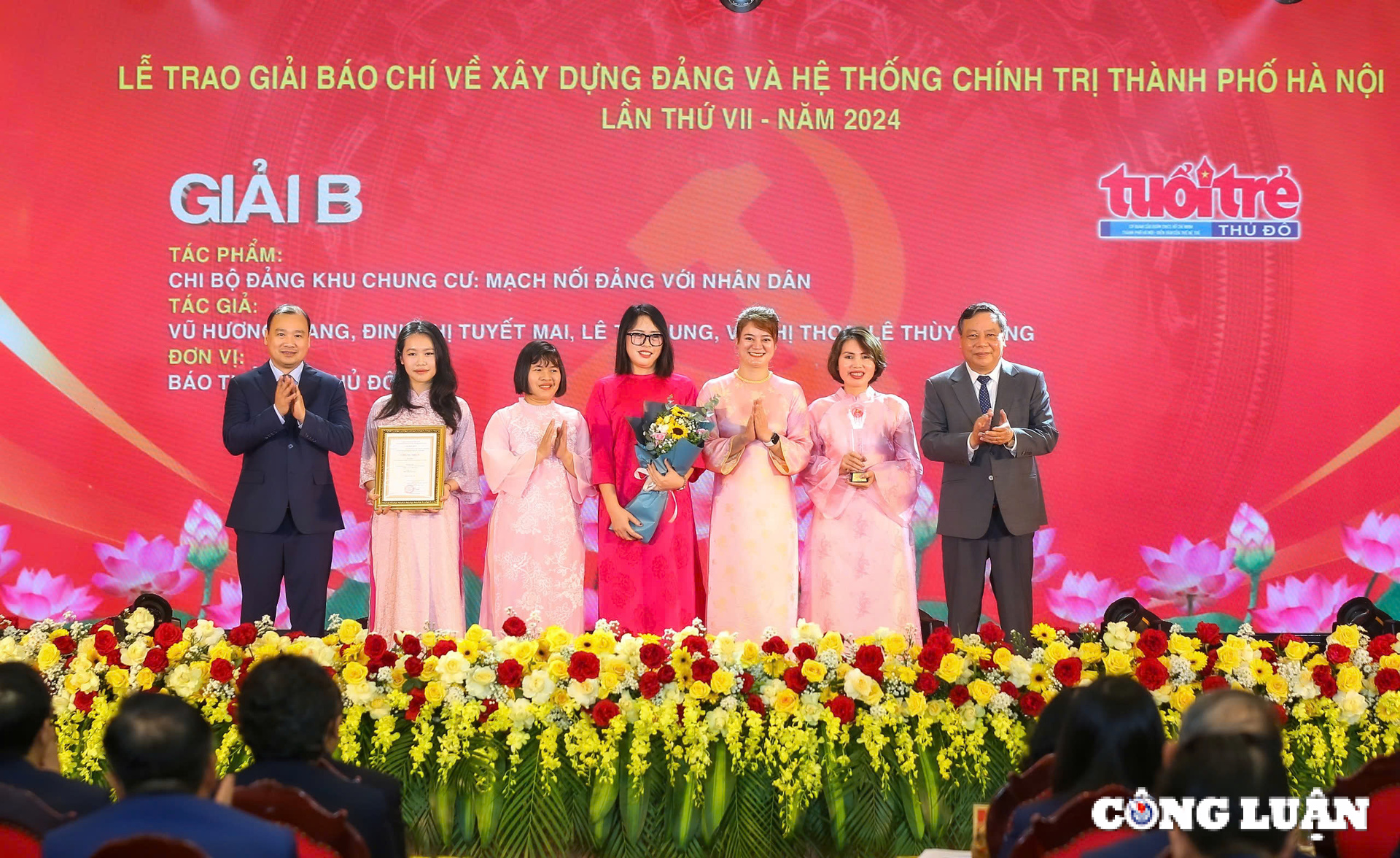 ha noi vinh danh nhung tac pham bao chi xuat sac ve xay dung dang va he thong chinh tri hinh 2