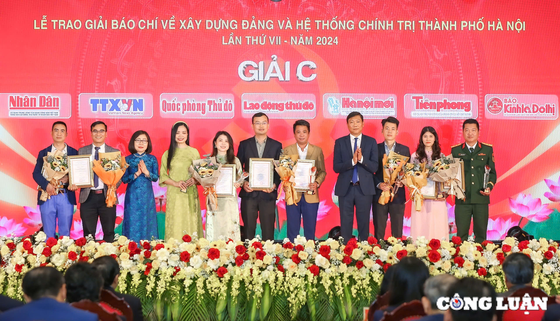 ha noi vinh danh nhung tac pham bao chi xuat sac ve xay dung dang va he thong chinh tri hinh 3