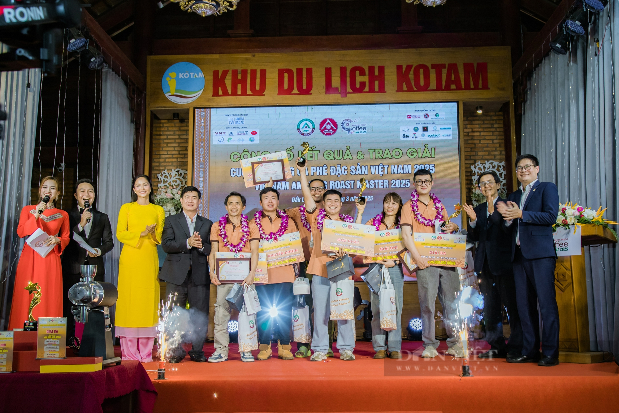 Tìm ra người rang Cà phê Đặc Sản ngon nhất Việt Nam - Ảnh 7.